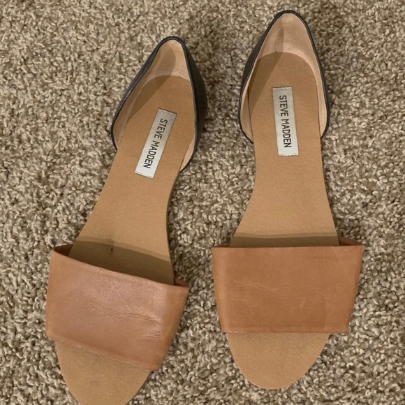 Steve Madden sidestep flat - Picture 3 of 7